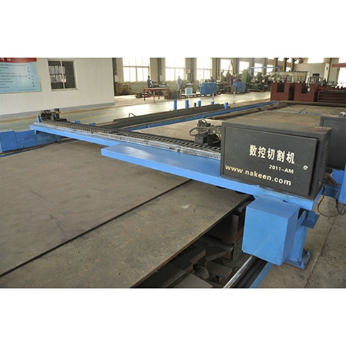 �����и��